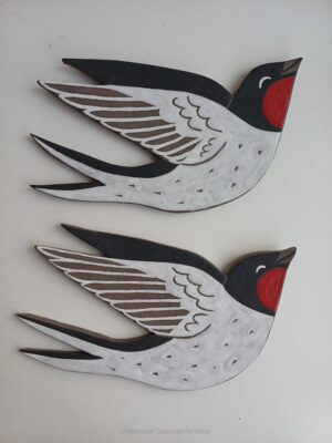 Birdy-2 handgetöpfterte Schwalben aus Keramik von Illustrami